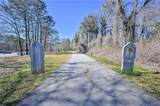 6187 Trumbul Oaks Court - Photo 48