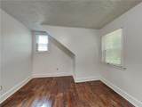 542 Evelyn Place - Photo 11