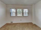 542 Evelyn Place - Photo 4