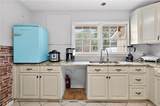 1742 Cardinal Road - Photo 6