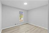 1180 Lakeshore Circle - Photo 18