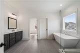 2113 Stonegate Way - Photo 28