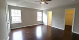 623 Hawthorn Lane - Photo 12