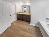 11911 Lovejoy Crossing Way - Photo 16