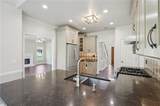 2268 Orleans Avenue - Photo 11