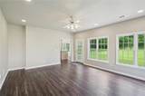 2268 Orleans Avenue - Photo 6