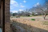 115 Windsor Drive - Photo 7