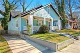 902 Gaston Street - Photo 2