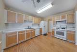 2025 Baramore Oaks Drive - Photo 11