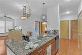 898 Oak Street - Photo 3