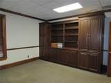 305 Lawrence Street - Photo 9