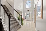 1107 Folkstone Drive - Photo 3