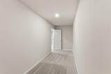 277 Lakeside Place - Photo 32