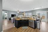 952 Island Cove Court - Photo 17