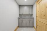 5735 Archer Avenue - Photo 38