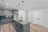 10041 Lakeview Parkway - Photo 10