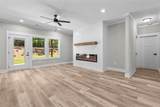 10041 Lakeview Parkway - Photo 13