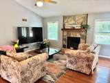 403 Hickory Walk - Photo 4
