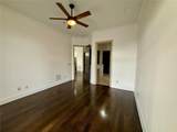 360 Chambers - Photo 13