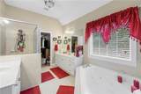 2104 Crest Wood Drive - Photo 22