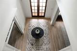 900 Crabapple Hill - Photo 18