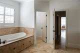 900 Crabapple Hill - Photo 59