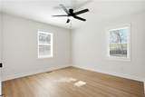 127 Perry Street - Photo 18
