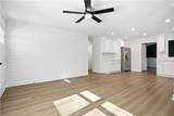 127 Perry Street - Photo 4
