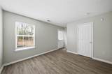 584 Windsor Street - Photo 13