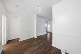 584 Windsor Street - Photo 15