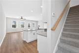 548 Madison St - Photo 4