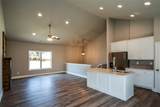 1816 Jessica Way - Photo 17