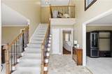 752 Hunters Trace - Photo 3