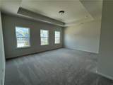 423 Perth Drive - Photo 15
