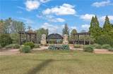2875 Englewood Drive - Photo 37
