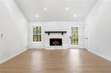 324 Hill Crest Circle - Photo 12