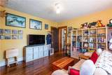 2045 Mercer Avenue - Photo 24