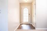 2922 Knoll View Place - Photo 3