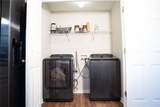 2922 Knoll View Place - Photo 8