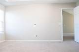 2922 Knoll View Place - Photo 9