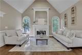 1005 Autumn Close - Photo 7