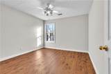 1050 Daventry Crossing - Photo 24