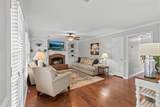 931 Grandview Way - Photo 16