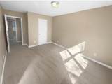 688 Stratford Green - Photo 15