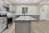 607 Solomon Street - Photo 3