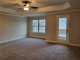 1066 Lakeview Oaks Court - Photo 14