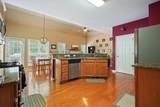 6285 Vinings Vintage Drive - Photo 17