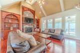 2124 Stonegate Way - Photo 3