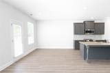 515 Foster Sydney Court - Photo 13