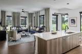 10 Tower Street - Photo 5